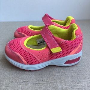 Carter's Girl US 5 Pink Yellow Mary Jane's Shoes